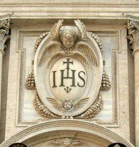 chiesa_del_gesu_roma_facciata_stemma_high